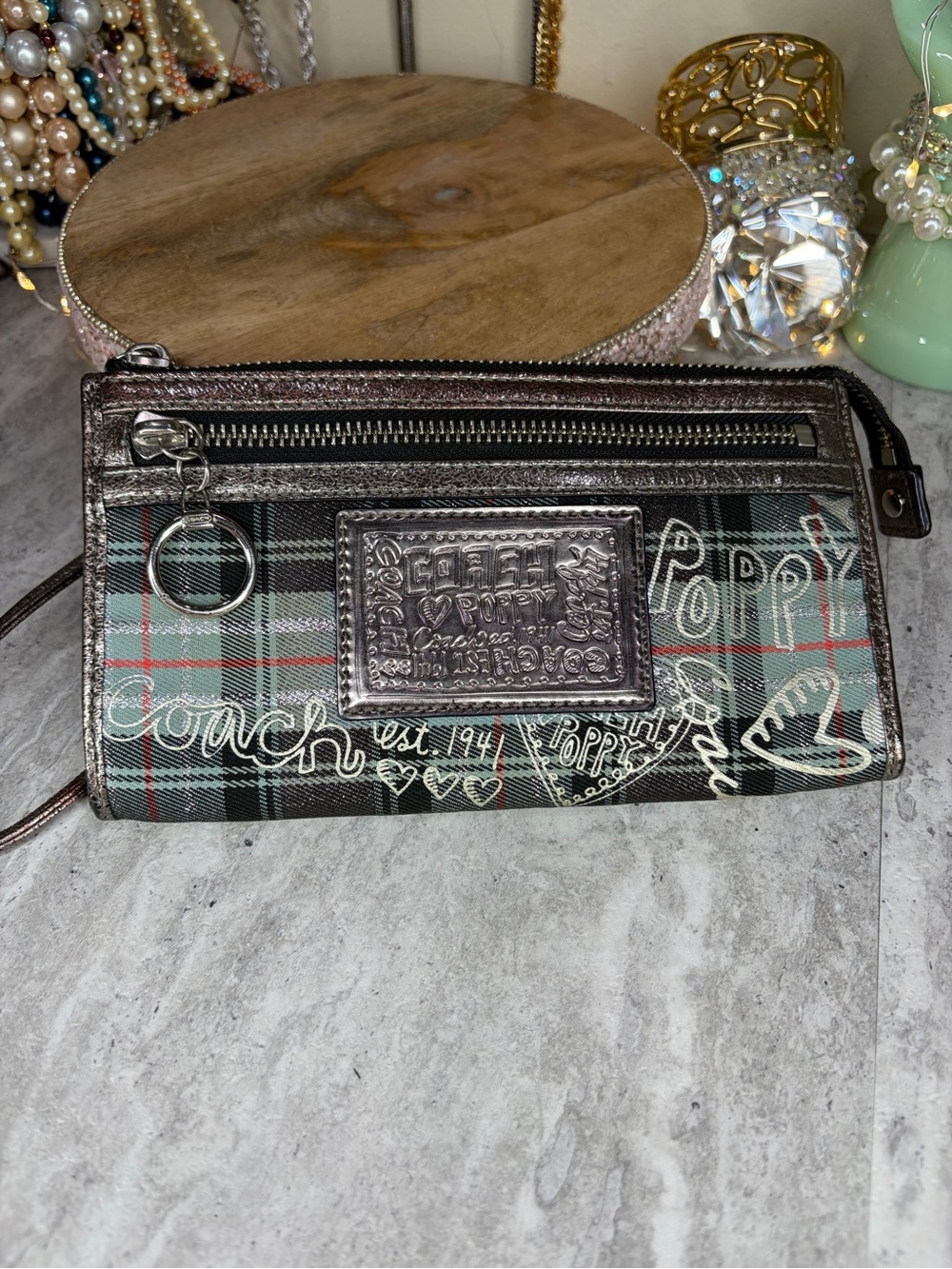 Vintage Coach Poppy Graffiti Tartan Plaid Wristlet Wallet Metallic Leather